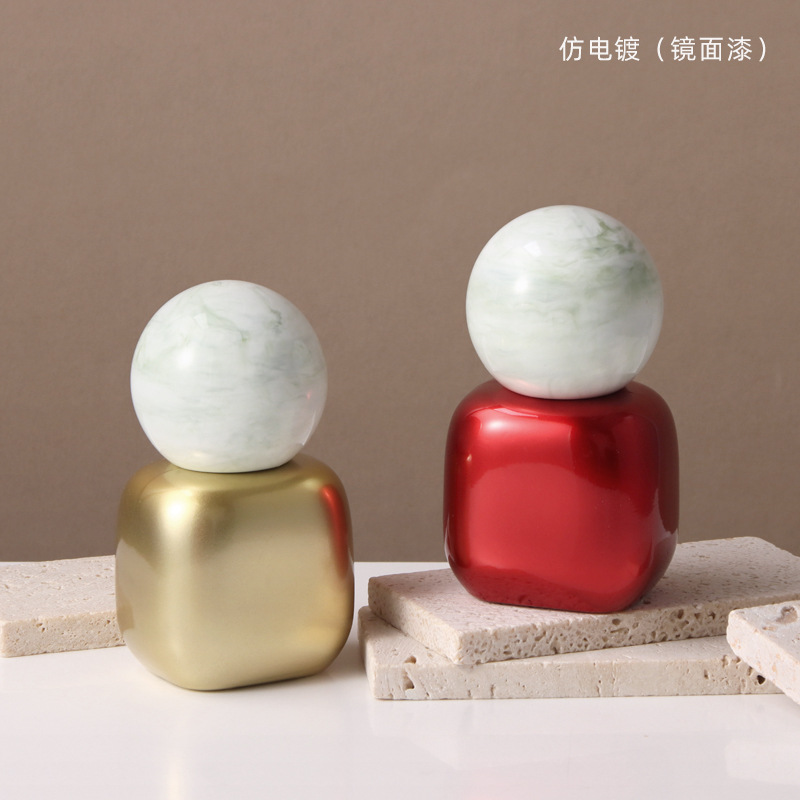 Luxury Skincare Packaging - 30ML Lotion Pump Bottle with Round