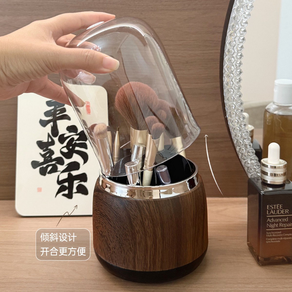 Light Luxury Makeup Brush Hold - Luxury Skincare And Makeup Brands review and price
