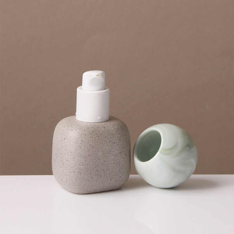 30ML Lotion Pump Bottle with R - Luxury Skincare Packaging review and price